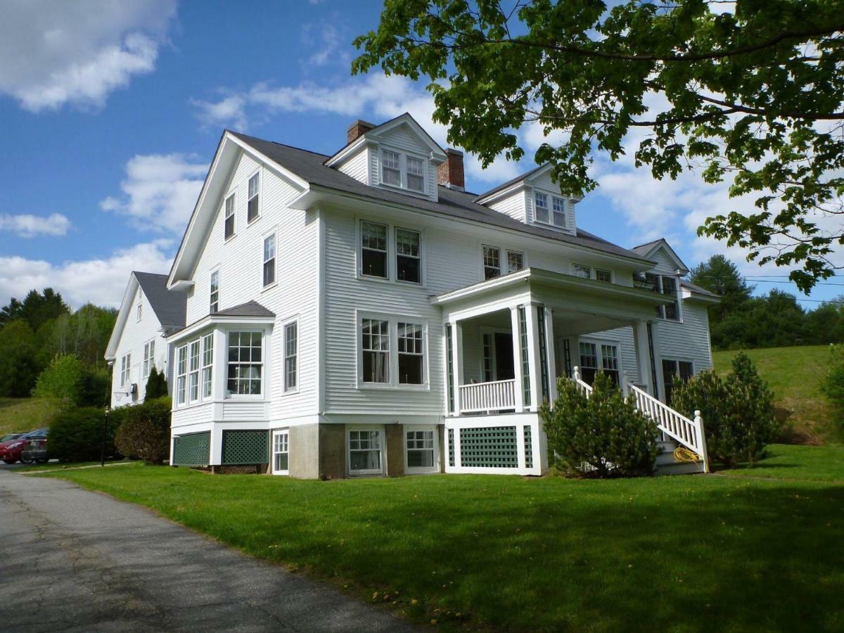 The Trumbull House Bed And Breakfast Hanover Exterior photo